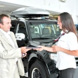 Як отримати знижку в автосалоні: перший автомобіль
