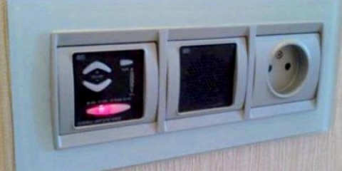 Як підключити розетку з вимикачем до двох проводах?