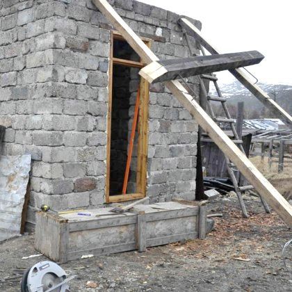 Як підняти колоду на висоту? Як підняти колоду на висоту?